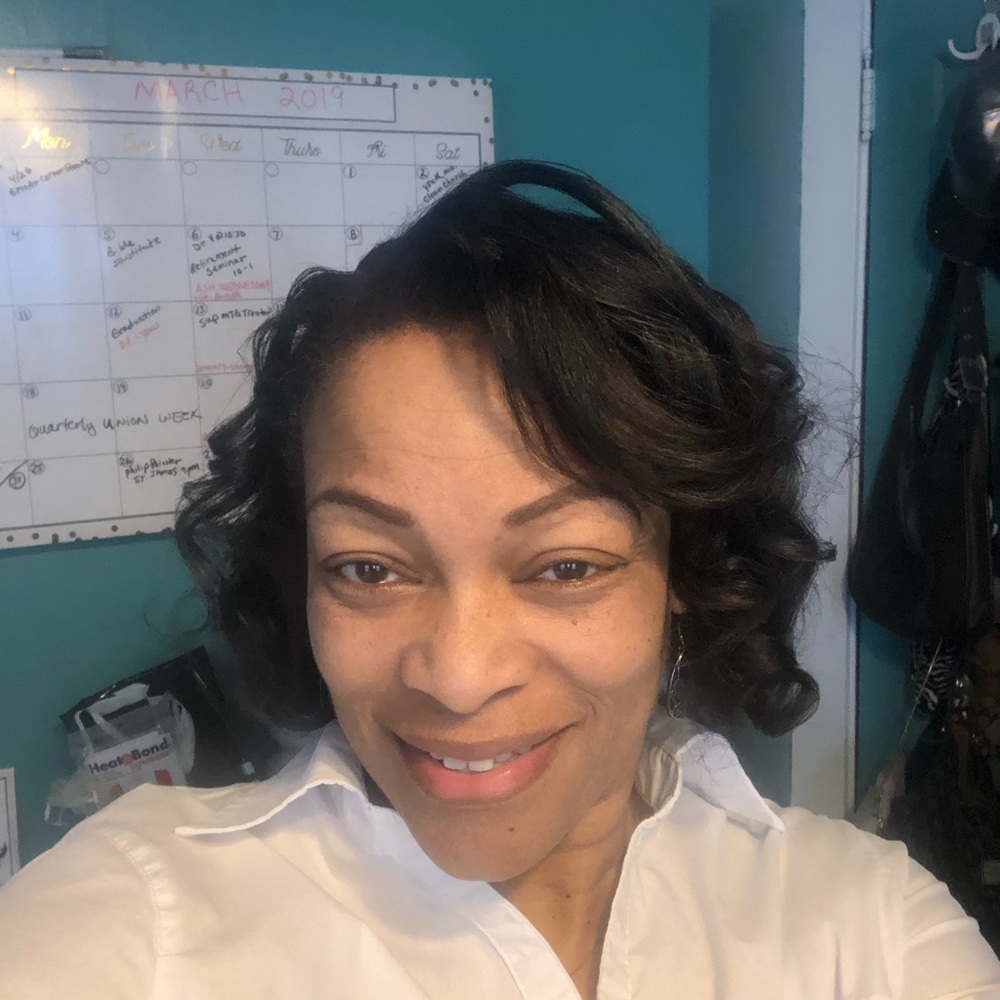 Meet your Posher, Stephanie